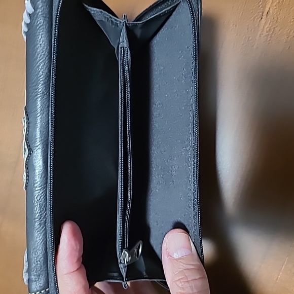 Wallet - Picture 4 of 4